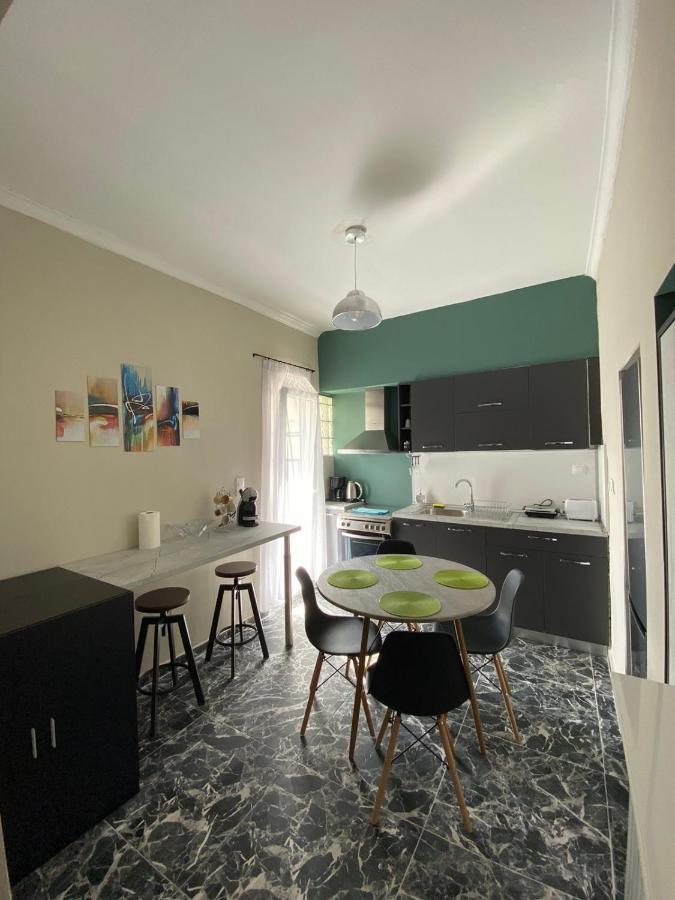 Gnaios Penthouse Апартаменты *